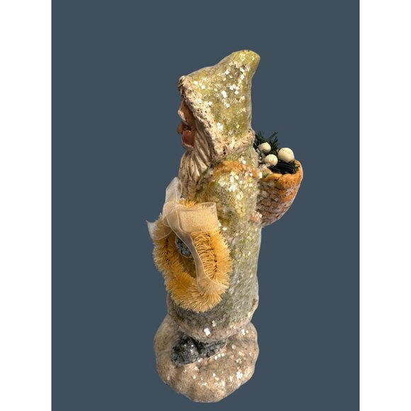 Folk Art Santa Figurine By Teena Flannery With Bottle Brush Wreath Unsigned - Picture 5 of 6